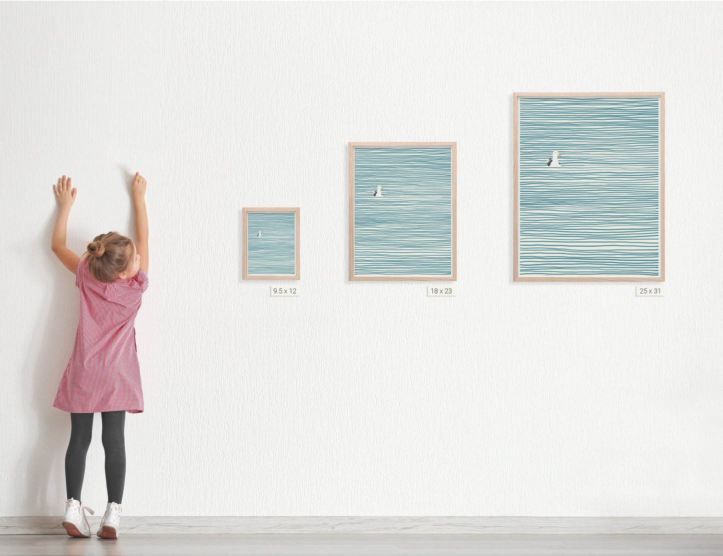 Seagull on Striped Water Art Print - Unframed or Framed - 130324